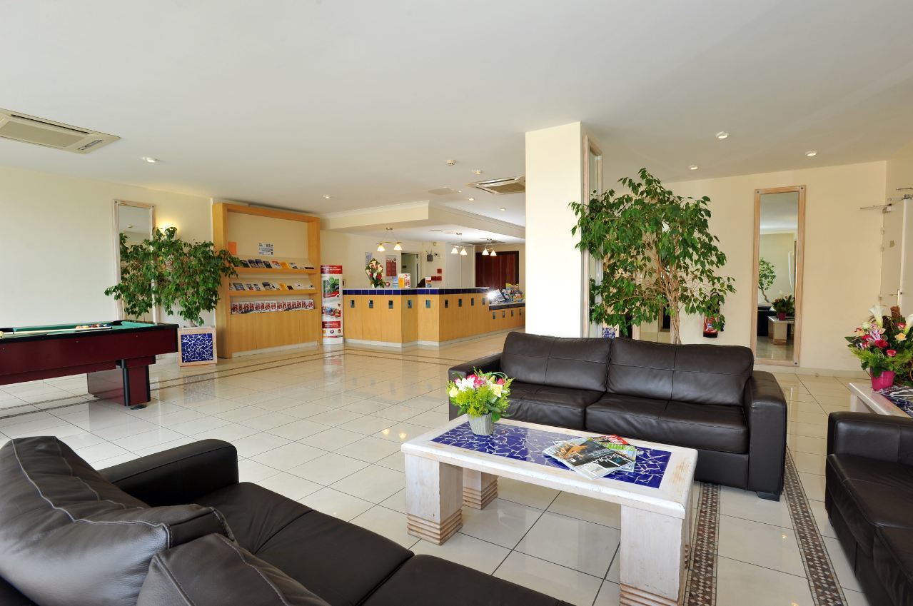 Inter-Hotel Sea Side Park Villeneuve-Loubet Exterior photo