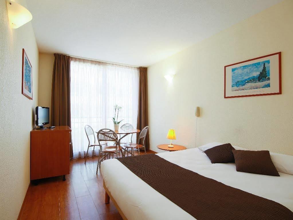 Inter-Hotel Sea Side Park Villeneuve-Loubet Exterior photo
